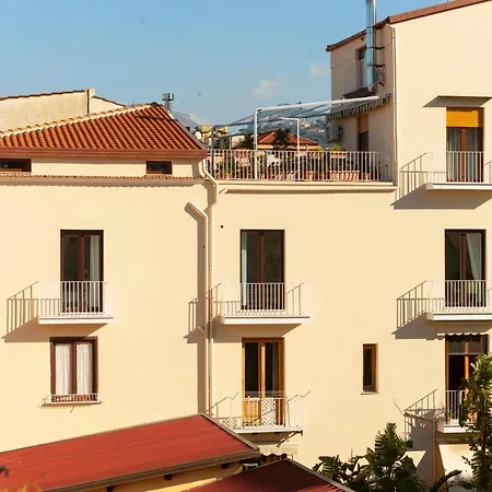 Sorrentovibes - Luxury Four Bedroom Appartement *